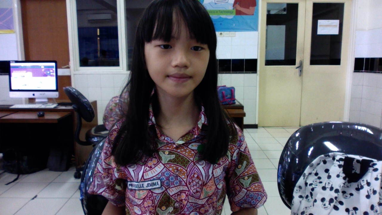 Praiselle Jemima Purnomo